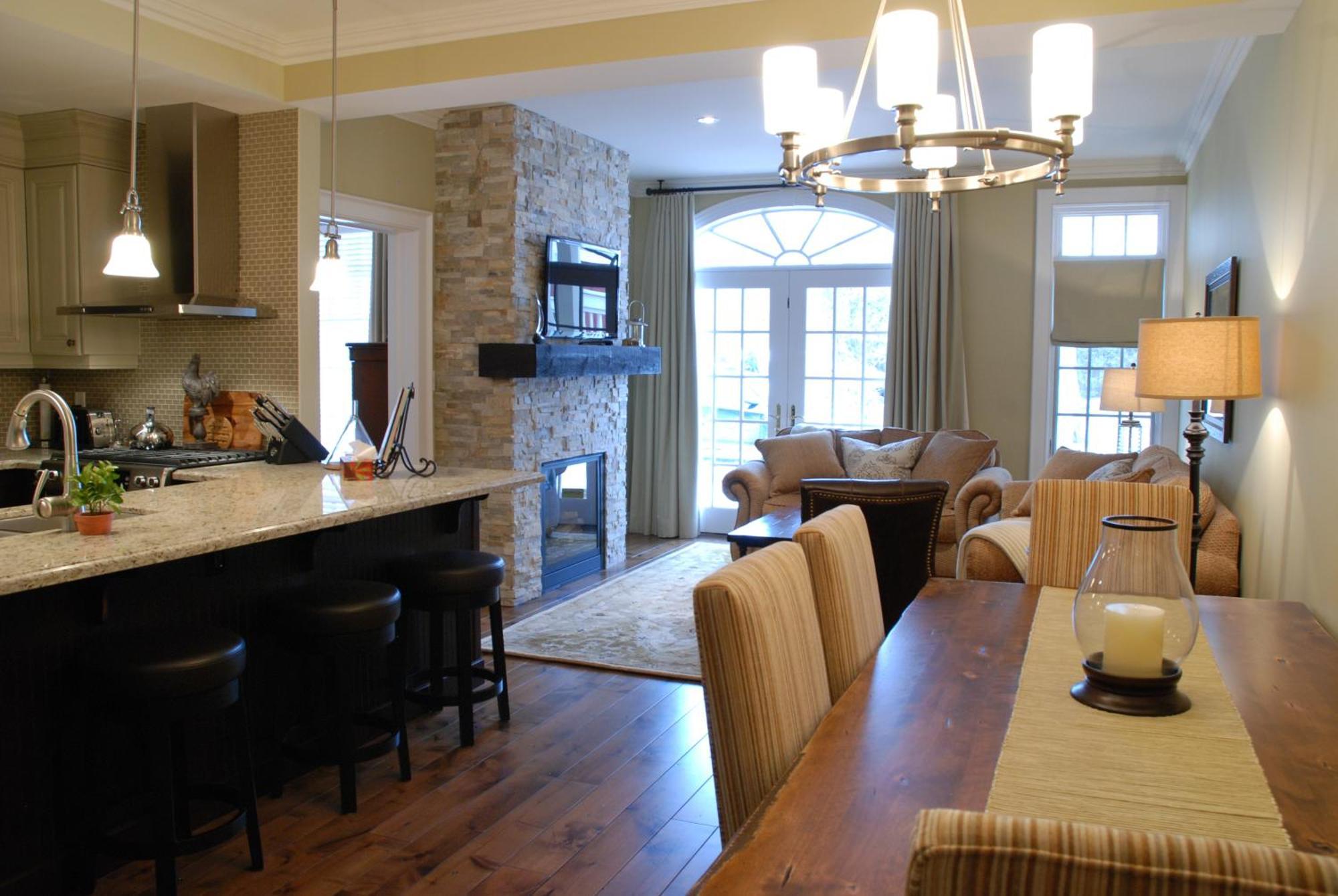 124 On Queen Hotel & Spa Niagara-on-the-Lake Екстериор снимка A modern open-plan kitchen and dining room